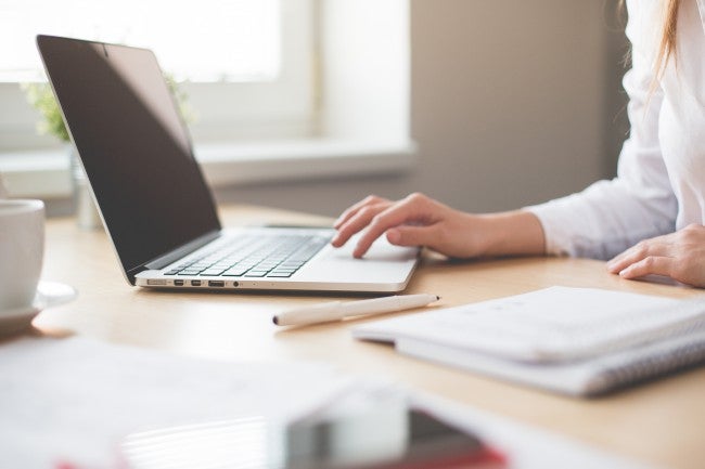 grant writing programs Hands on computer | gig economy writer