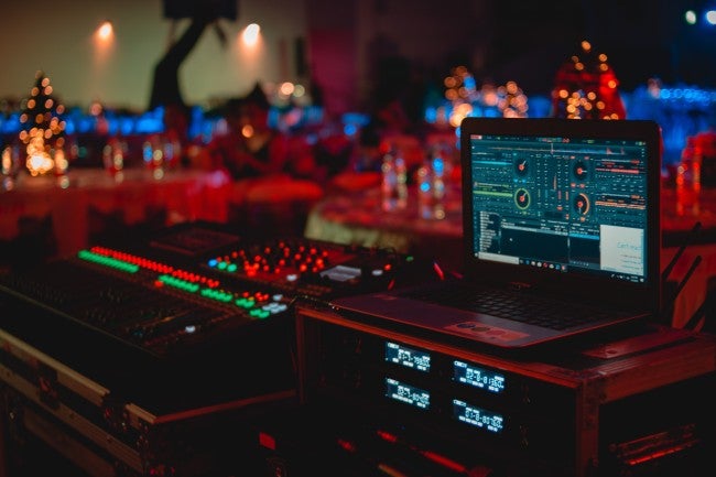 Bright lights of computers and machines - IT trends