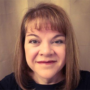 Heather Castagno Headshot