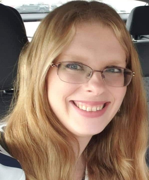 Carli Mullen headshot