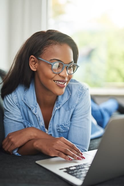 Women working at her laptop